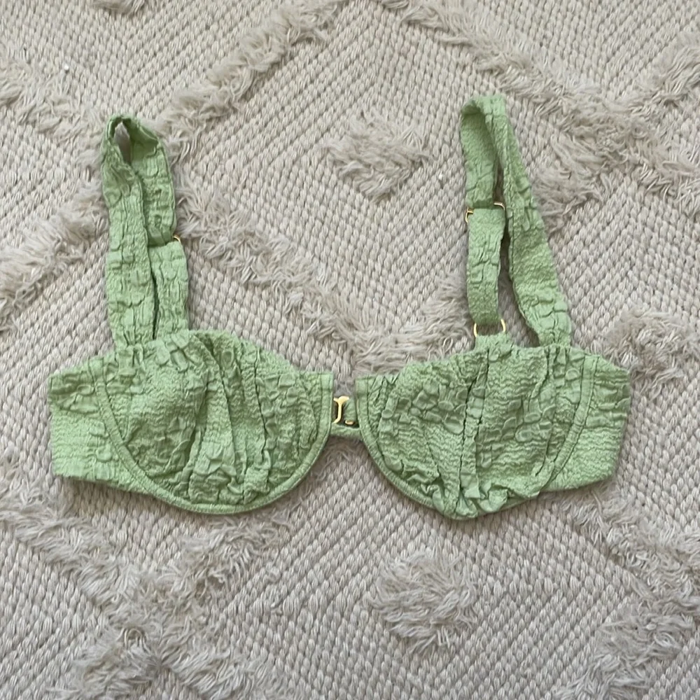 New Montce Petal Floral Jacquard Bikini Top - Picture 4 of 6